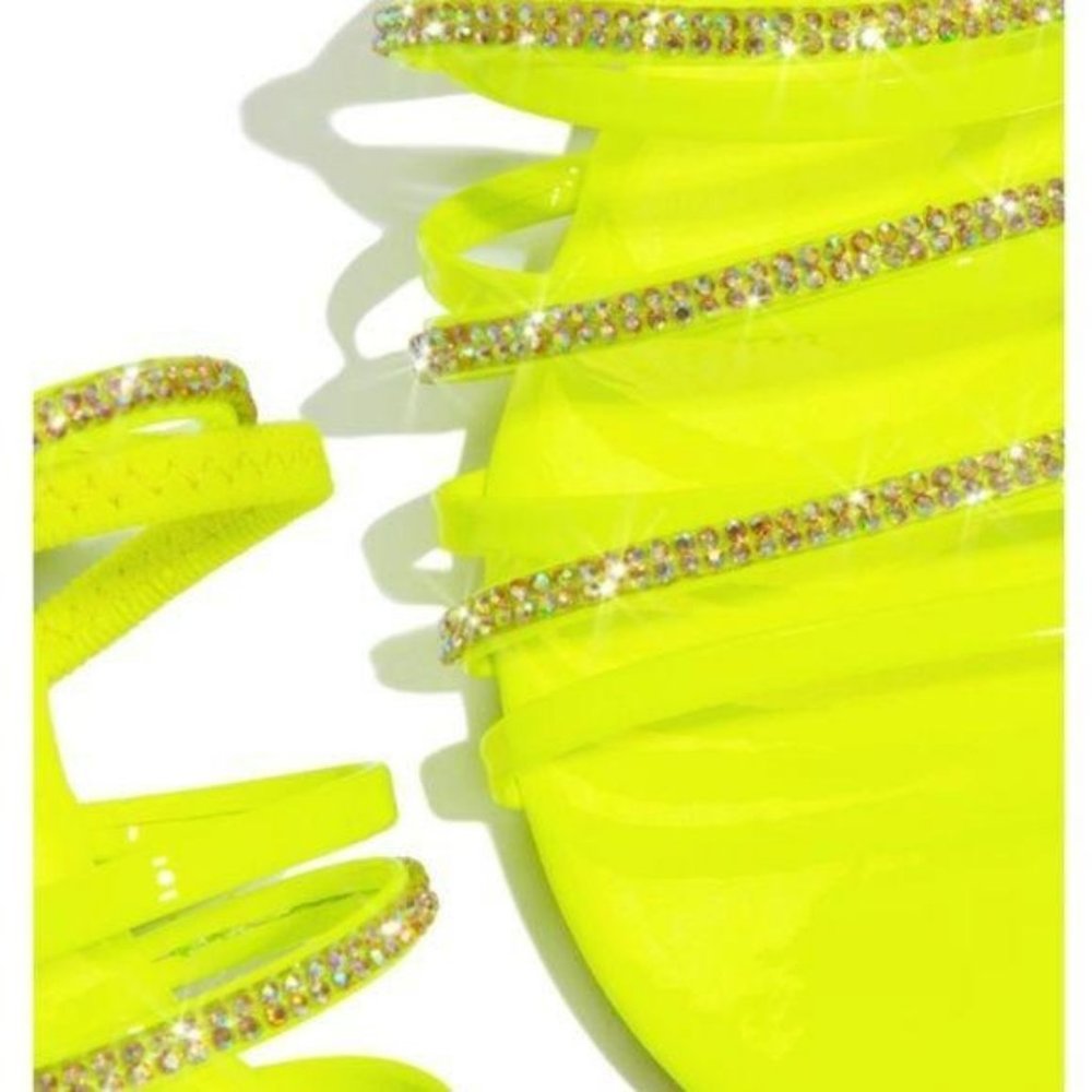 !! NEW !! Embellished Elastic Strappy Slingback Sandals in Neon Yellow - Picture 4 of 6